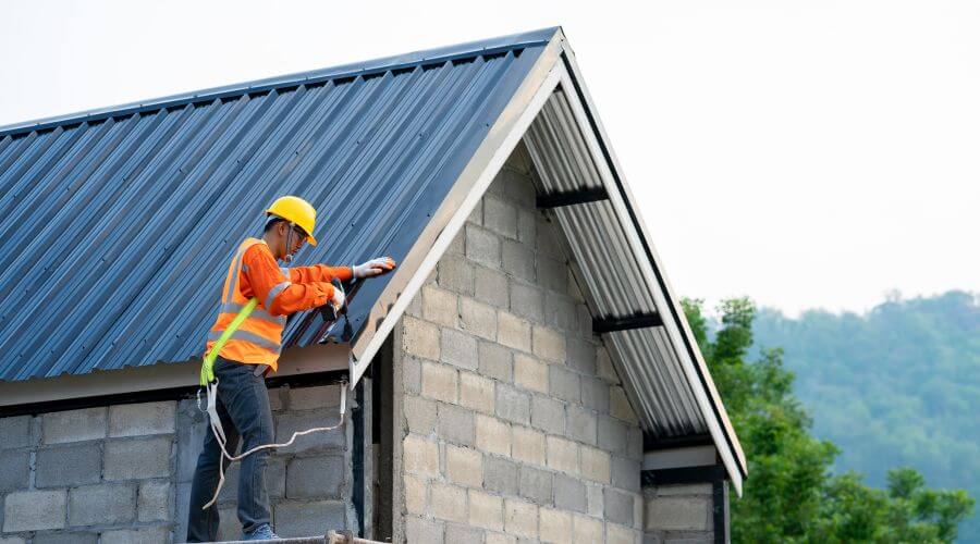Professional residential roofers in Docena, AL